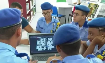 Cinco alunos do Colégio da Polícia Militar da Bahia – Unidade Lobato – foram classificados para a RoboCup 2025, o maior campeonato