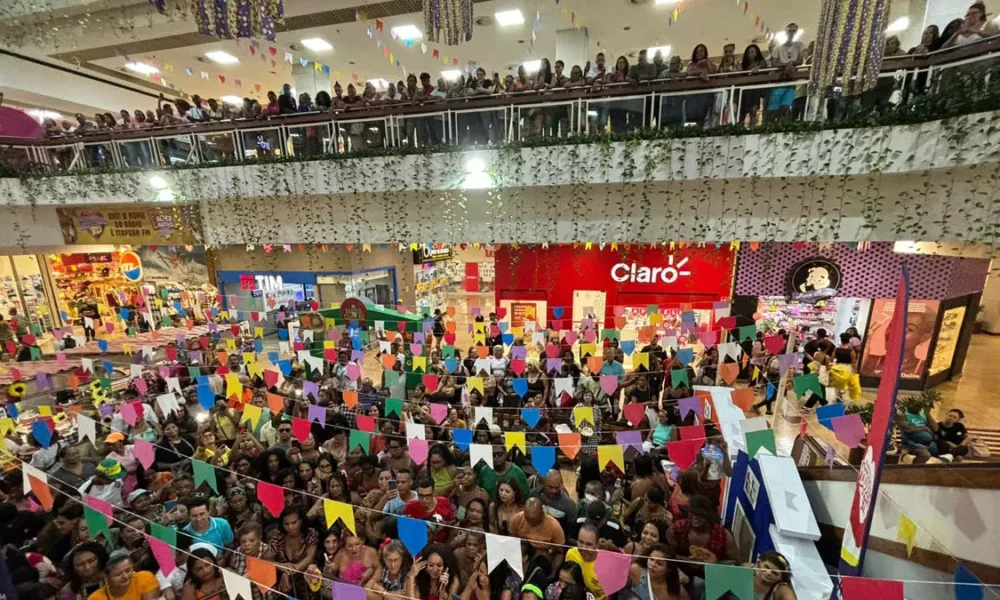 O Shopping Piedade está funcionando em horário especial durante todo o mês de junho, das 9h às 20h30. Esta semana,