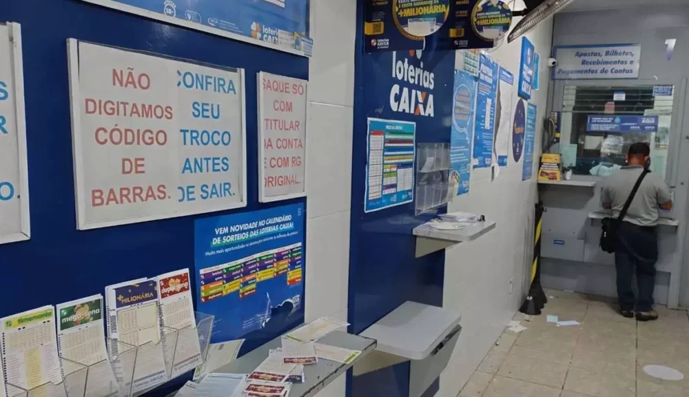 Não houve acertador das seis dezenas do concurso 2.870 da Mega-Sena, realizado neste sábado (31), no Espaço da Sorte, em São Paulo