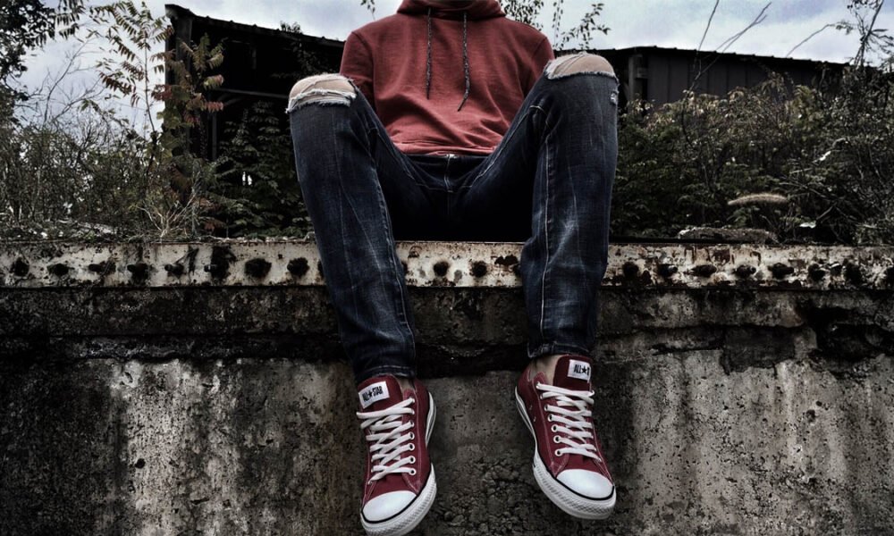 Vivemos tempos de um absolutismo da liberdade, temos jovens recém-saídos da adolescência dando dicas de como