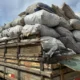 Lençóis apreendeu, no sábado (5) no município de Santa Rita de Cássia, uma carga irregular de carvão vegetal.