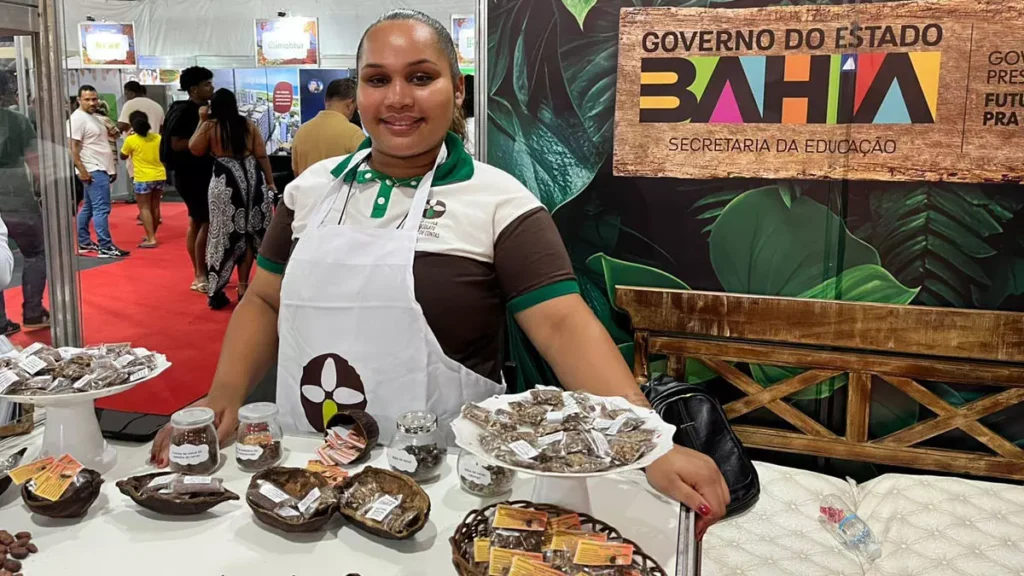 Uma das atrações do evento é a minifábrica de chocolate do Centro Estadual de Educação Profissional do Chocolate Nelson Schaun