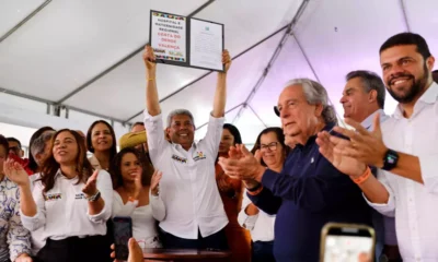 Nesta sexta-feira (4), o município de Valença foi contemplado com a ampliação da rede pública de saúde, a partir da assinatura