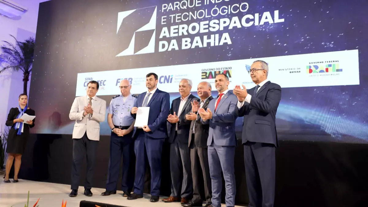 Base Aérea de Salvador, o Parque Industrial e Tecnológico Aeroespacial da Bahia. O equipamento é o segundo dessa natureza no Brasil,