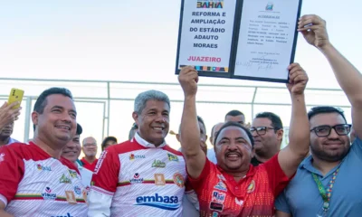 do Estádio Adauto Moraes, em Juazeiro. O anúncio foi feito durante a partida entre Juazeirense e Sergipe, pela penúltima