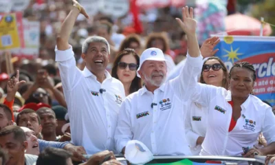 Pelo quarto ano seguido, o presidente Luiz Inácio Lula da Silva fez questão de marcar presença no Dois de Julho, em Salvador, data que