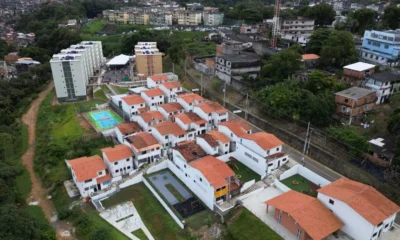 Casa Civil, Rui Costa. O conjunto — 220 apartamentos e 40 casas térreas — foi viabilizado pelo Programa Minha Casa Minha Vida (MCMV),