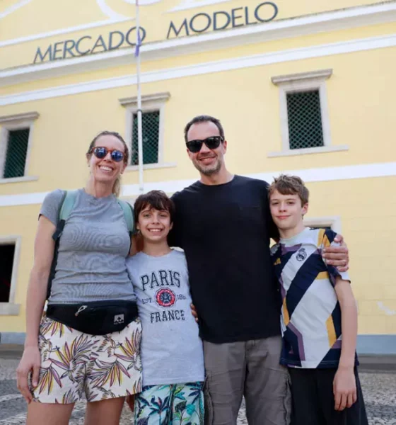 A Bahia segue com tudo quando o assunto é turismo. Só nos primeiros seis meses de 2025, o estado recebeu quase 100 mil turistas
