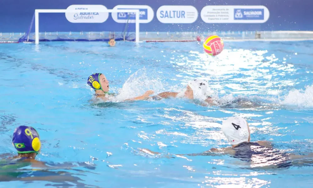 A Seleção Brasileira venceu a partida contra o México neste terceiro dia de Mundial Sub-20 Feminino de polo aquático, disputado na piscina