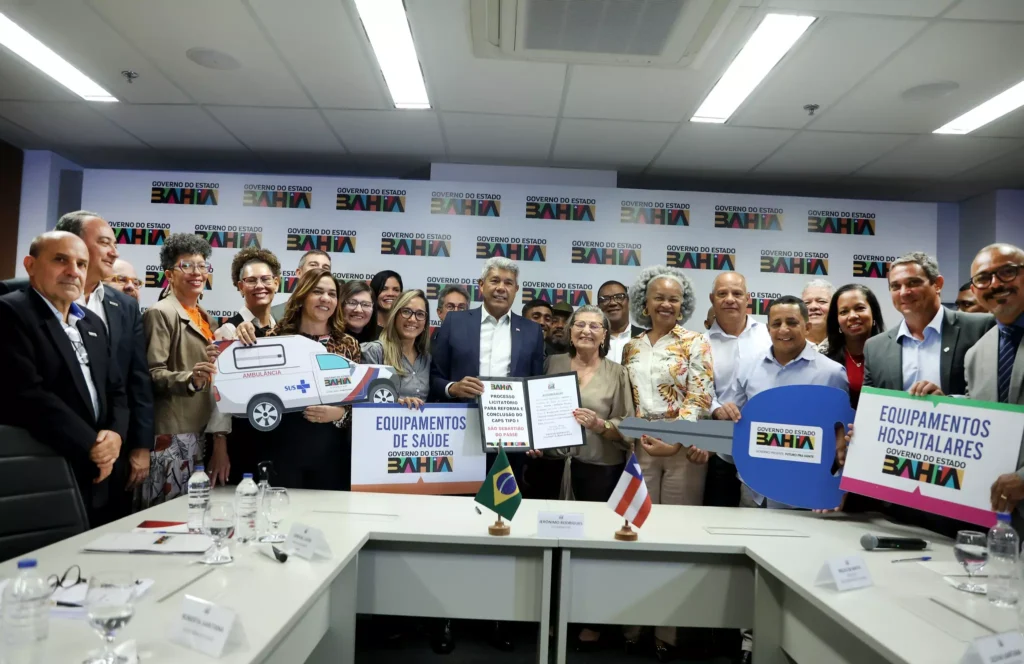 O governador Jerônimo Rodrigues se reuniu nesta quinta-feira (7), em Salvador, com a prefeita de São Sebastião do Passé, Nilza da Mata,