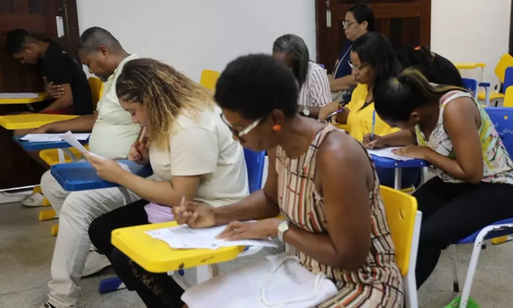 As provas do Exame Nacional para Certificação de Competências de Jovens e Adultos (Encceja) acontecem, neste domingo (3/8),