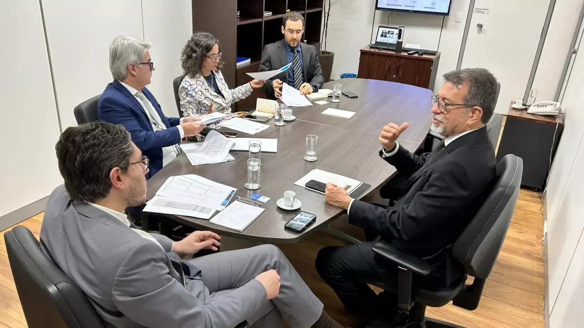 O Governo do Estado participou, nesta quarta-feira (7), de reunião no Ministério do Desenvolvimento, Indústria,
