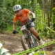 Quem vê o roteiro de viagem da ciclista Anna Vitória à Europa pode até pensar que se trata de um belo passeio de bicicleta,