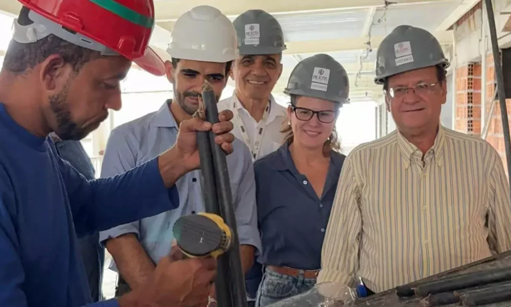 As obras da segunda etapa da requalificação da Feira de São Joaquim, na Cidade Baixa, em Salvador, seguem com a entrega de 157 novos boxes,