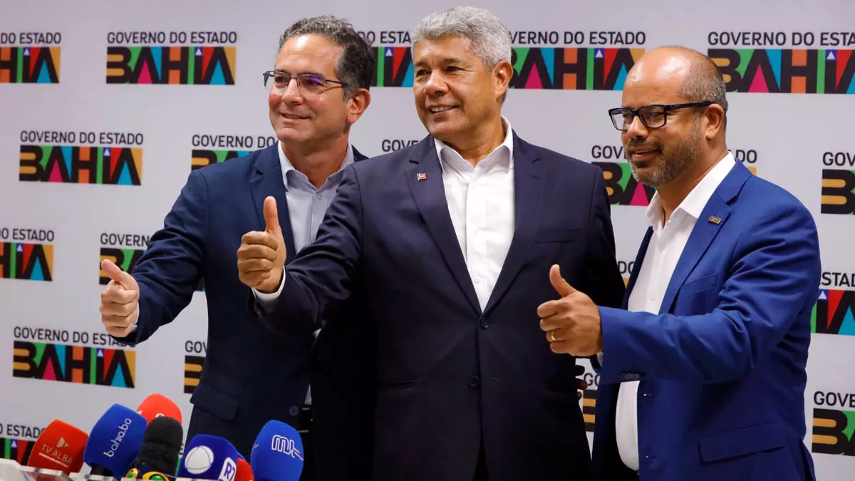 Em coletiva à imprensa no gabinete oficial, em Salvador, nesta terça-feira (12), o governador Jerônimo Rodrigues apresentou