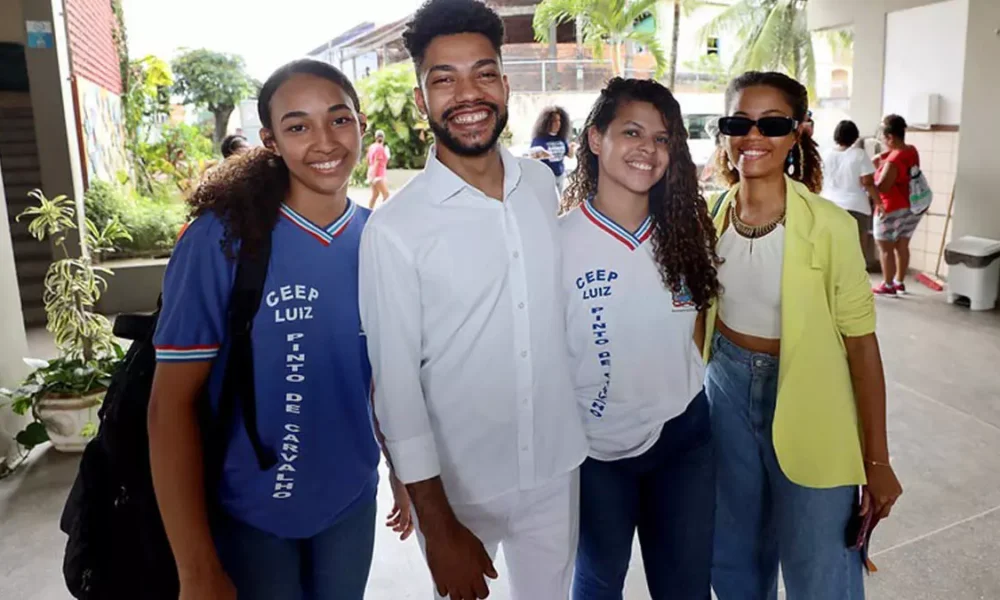 Coordenador-geral de Políticas para a Juventude do Estado da Bahia, Nivaldo Millet, defende ações integradas para promoção de oportunidades