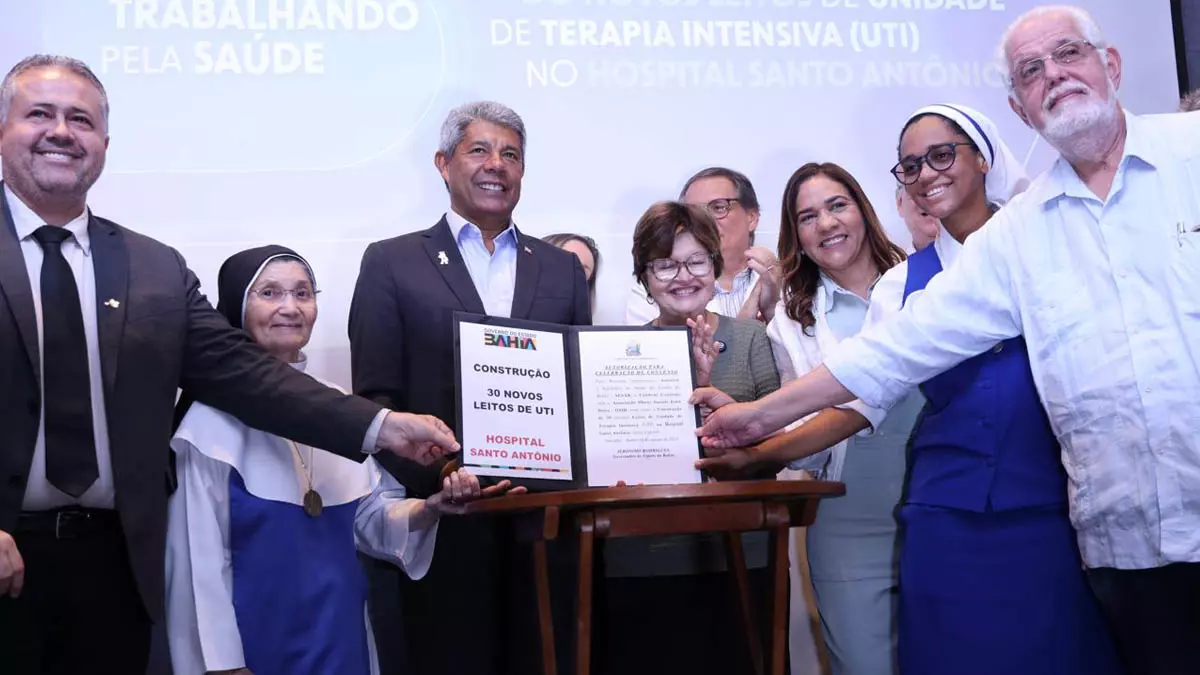 para a implantação de 30 novos leitos de UTI no Hospital Santo Antônio, em Salvador. A medida permitirá dobrar a capacidade de