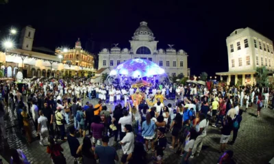 A segunda edição do Viver Salvador começou nesta sexta-feira (5) e o lançamento contou com um cortejo do Balé Folclórico