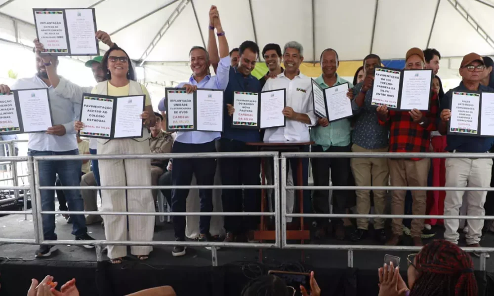 As entregas do Governo do Estado, neste sábado (13), em Cardeal da Silva, não param. A relação de benefícios para a cidade contou