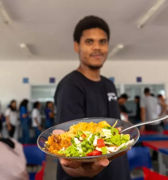 O prazo de inscrições para a quarta edição do edital Ciência na Mesa foi prorrogado. Pesquisadores mestres ou doutores, vinculados