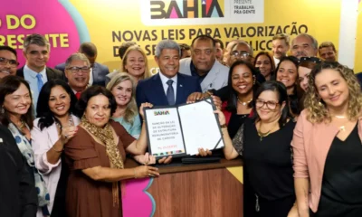 mais de 45 mil servidores públicos estaduais da Bahia. A legislação contempla servidores das áreas de Fiscalização e Regulação,