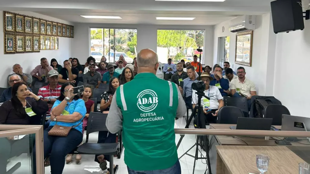 produções agrícolas e pecuárias na Bahia, e os benefícios desta prática foram discutidos no Seminário de Produção Florestal