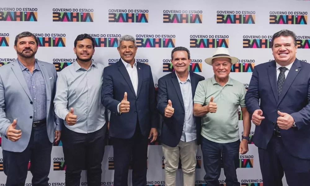 Mais um prefeito de oposição desistiu de apoiar a possível candidatura oposicionista de ACM Neto em 2026. Piu de Santo (PP), prefeito