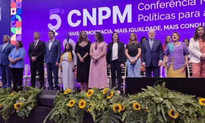 Uma delegação composta por cerca de 300 mulheres, dentre delegadas eleitas e convidadas, representa a Bahia na 5ª Conferência Nacional