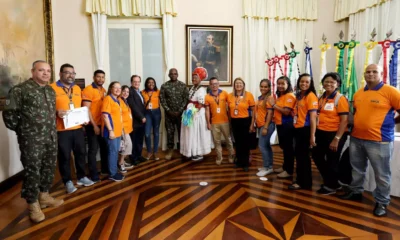 institui a nova rota turística para Salvador foi assinado pelo secretário estadual de Turismo, Maurício Bacelar, e representantes