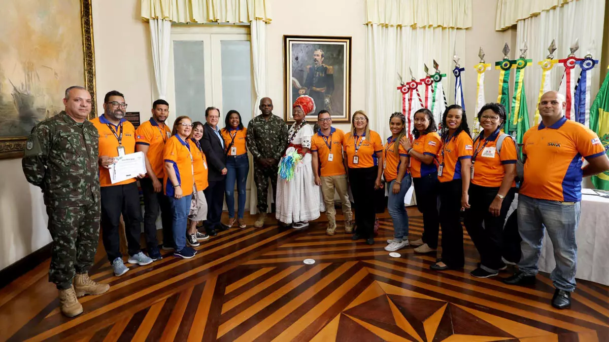 institui a nova rota turística para Salvador foi assinado pelo secretário estadual de Turismo, Maurício Bacelar, e representantes