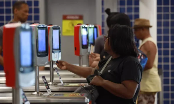 O Metrô Bahia realiza uma operação especial para os torcedores que vão assistir ao jogo entre Bahia e Bragantino neste domingo (2),