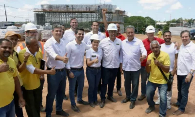 ministro da Casa Civil, Rui Costa, visitaram nesta sexta-feira (17) as obras de duplicação da Estrada do Derba, em Salvador.