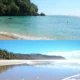 A Bahia, com sua mistura de fé, mar e música, tem algo de místico que se parece com Bali. Ambas têm o poder de curar sem