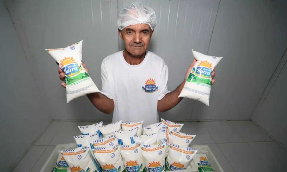 ganhou um novo fôlego com a requalificação da Unidade de Beneficiamento de Leite da Cooperativa Leite da Barra do Choça (CLBC),