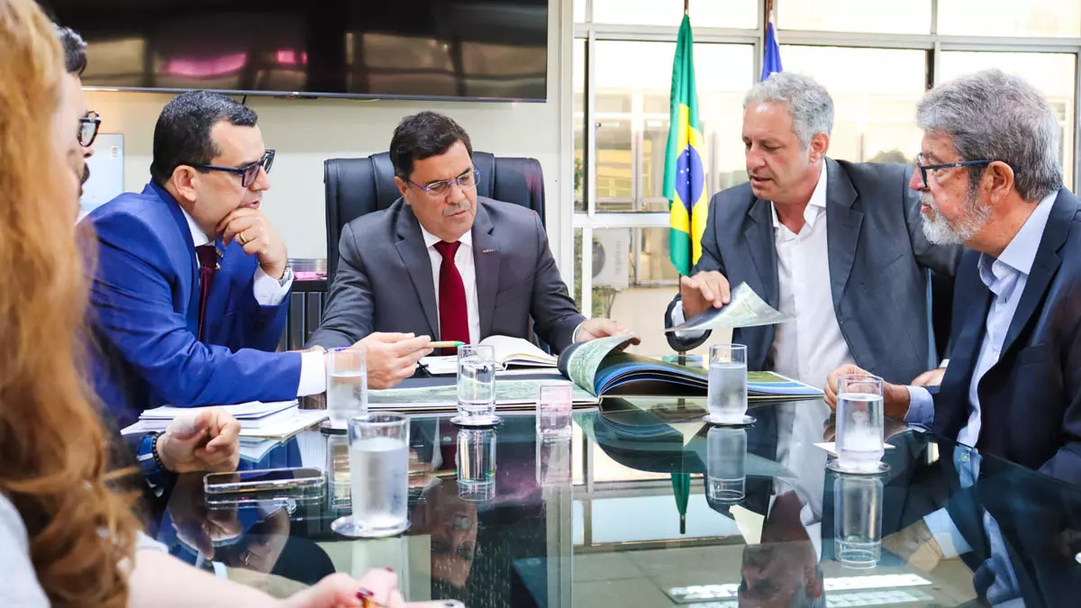 Em reunião, nessa terça-feira (07), na Secretaria de Desenvolvimento Econômico (SDE), o grupo Amorim apresentou o Projeto Marauí,