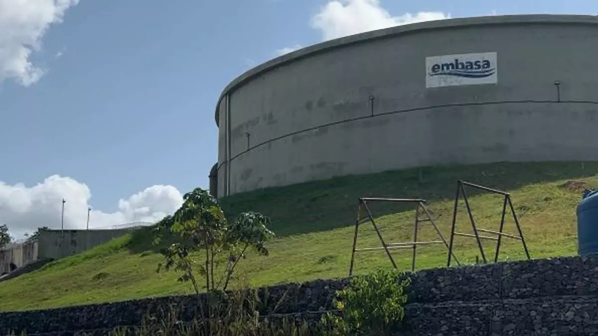 adutora recém entregue pela Embasa. Após a conclusão da fase de testes na última semana, a nova adutora acrescenta mais de 100 litros de
