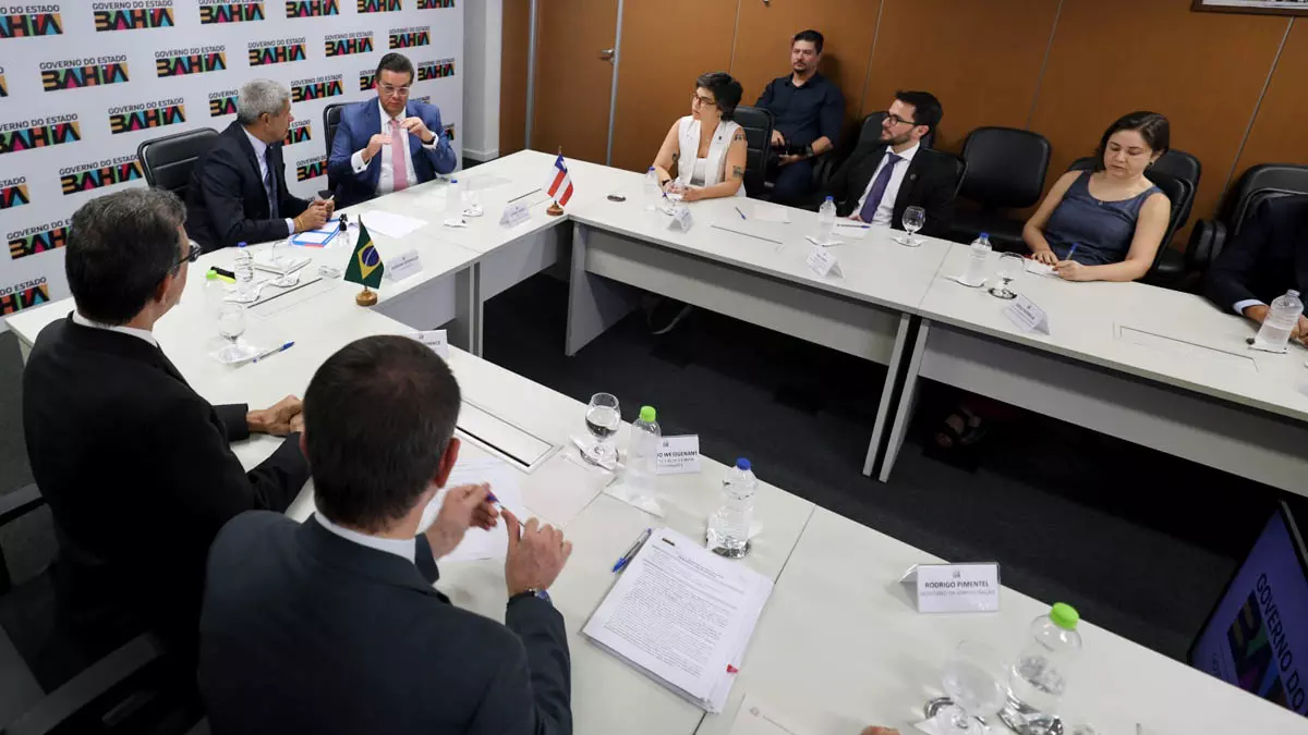 Temas como a chegada de novos peritos médicos à Bahia e fortalecimento da parceria entre o Estado e o Governo Federal,
