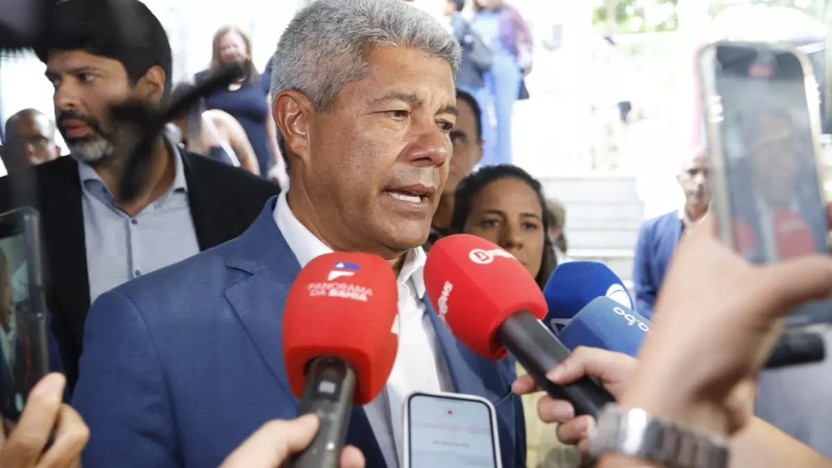 O governador Jerônimo Rodrigues anunciou, nesta terça-feira (28), a autorização para oito novos concursos públicos que irão abrir