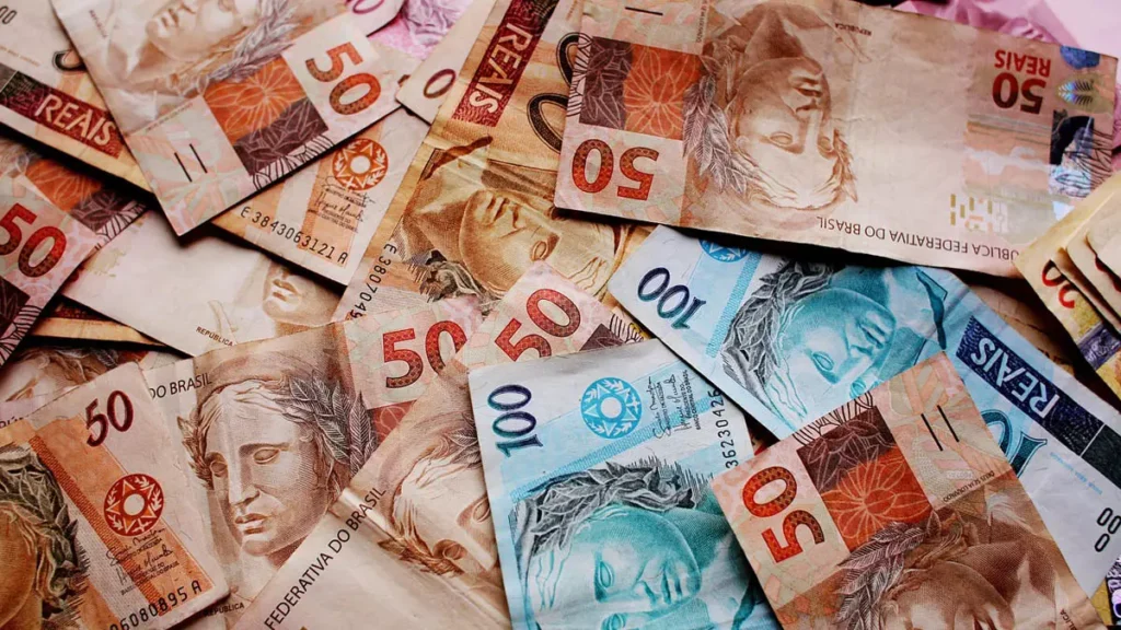 Uma única aposta realizada em Ourinhos (SP), na Lotérica Ourinhense, acertou as seis dezenas sorteadas no concurso 2.932 da Mega-Sena,