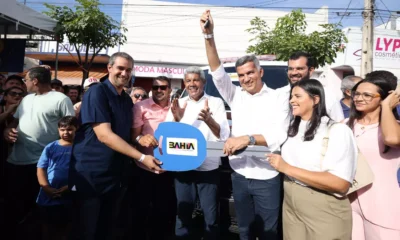 Em Riachão do Jacuípe, na tarde deste sábado (8), o governador Jerônimo Rodrigues inaugurou obras, realizou entregas e anunciou