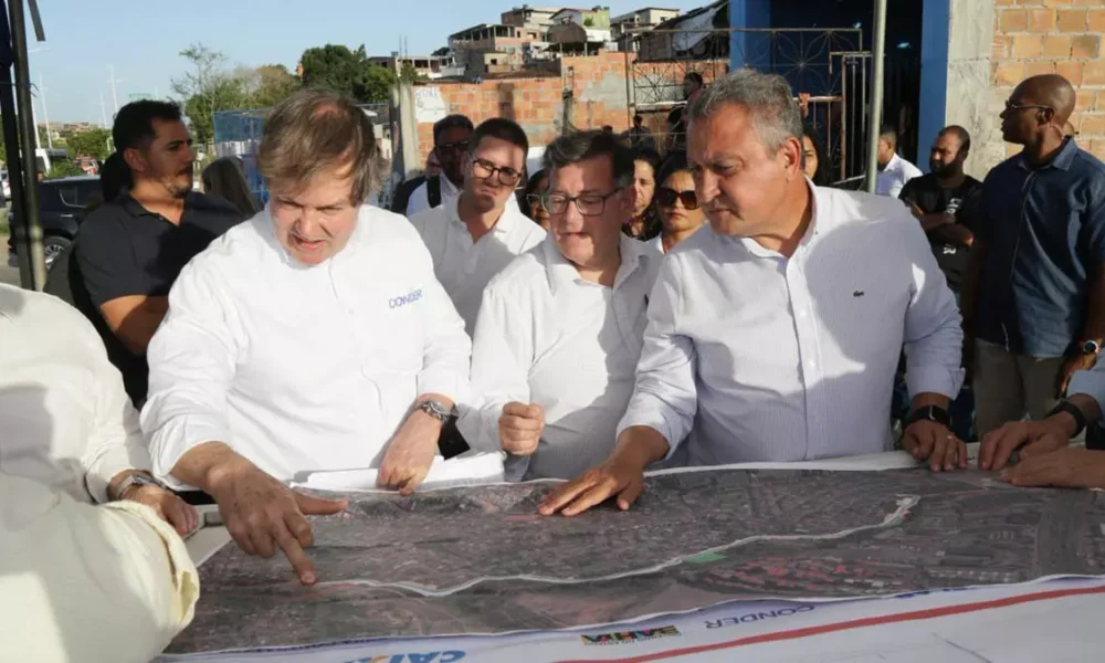 O ministro da Casa Civil, Rui Costa, cumpriu agenda em Salvador nesta quinta-feira (6) para vistoriar as obras de micro e macrodrenagem