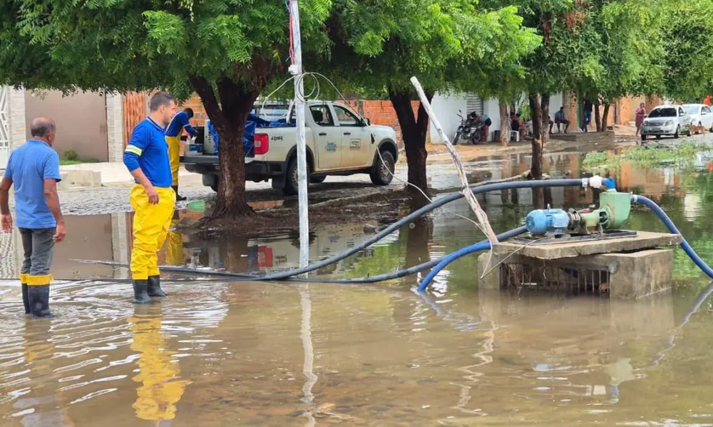 O Governo da Bahia segue com ações emergenciais para apoiar municípios afetados pelas chuvas intensas que atingem o estado.