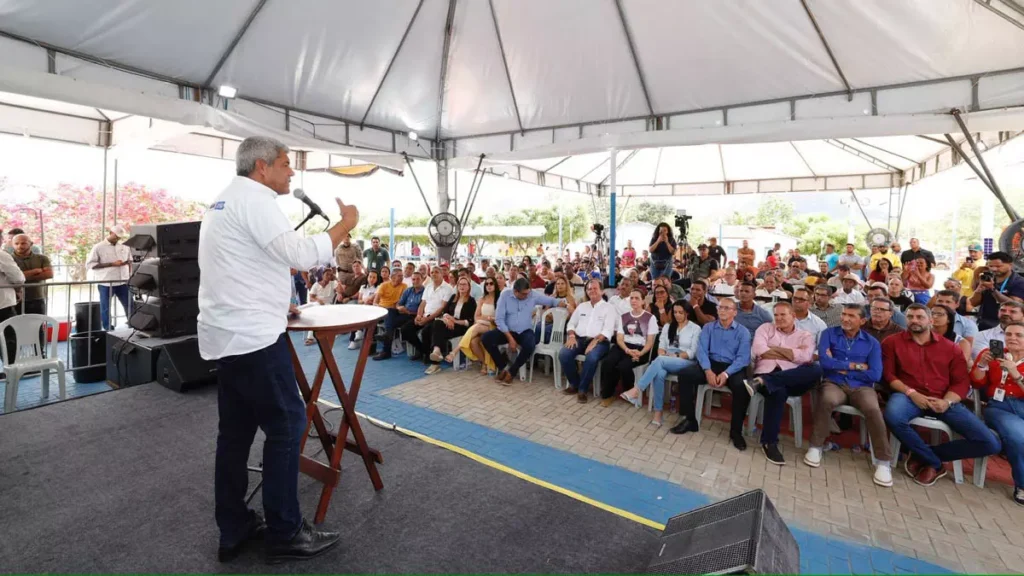 distrito de Boa Vista do Tupim, para acompanhar o lançamento do Caminho Diamantino de Santa Dulce dos Pobres,