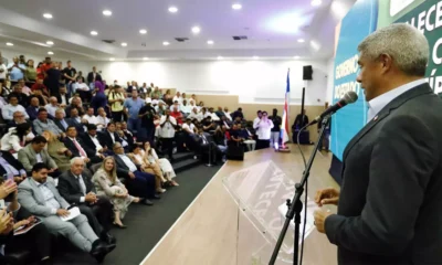 um novo pacote de obras que contempla pavimentação, construção de pontes e celebração de convênios em 31 municípios baianos.