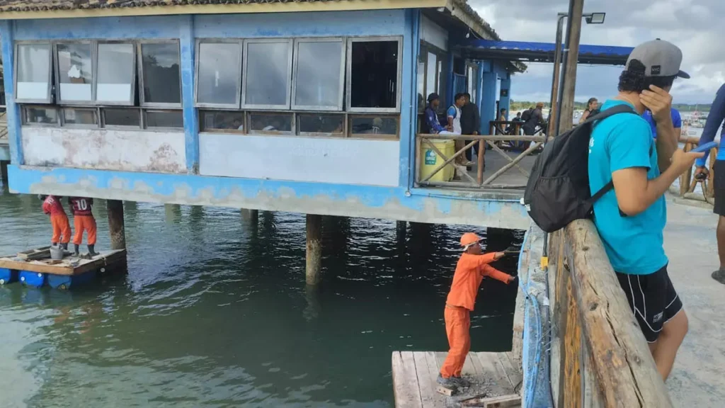 Os terminais hidroviários de Morro de São Paulo e de Gamboa do Morro, em Cairu, importantes portais de entrada para moradores