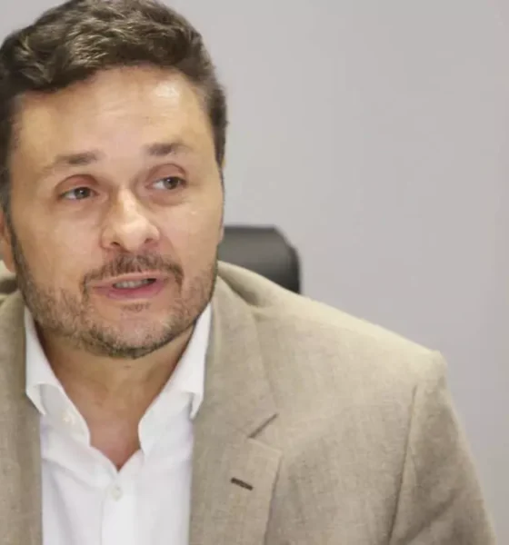 O secretário estadual da fazenda, Manoel Vitório, escreveu um didático artigo sobre as finanças públicas. No texto, ele expõe