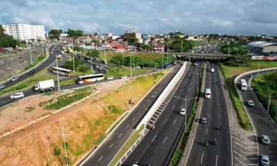 O Governo da Bahia inaugurou, nesta quinta-feira (4), a nova ligação Lobato x BR-324, criando uma conexão direta entre o Subúrbio