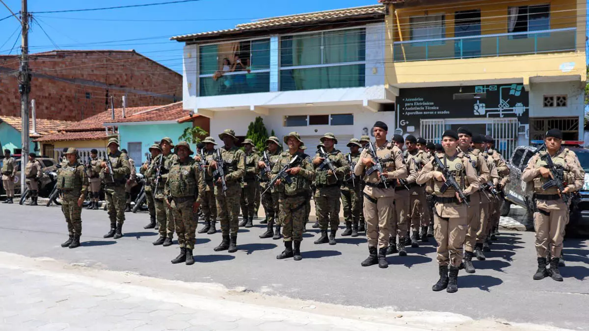 uma série de entregas que somam cerca de R$10,5 milhões em investimentos para fortalecer segurança pública, infraestrutura e desenvolvimento