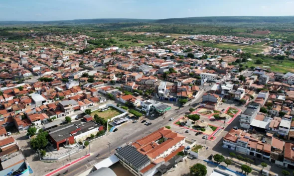 Mais de R$130 milhões estão sendo investidos pelo Governo da Bahia em Tucano para ampliar infraestrutura, abastecimento de água,