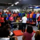 Coro Infantojuvenil dos Núcleos Estaduais de Orquestras Infantis e Juvenis da Bahia (Neojiba), formado por 50 cantores e músicos